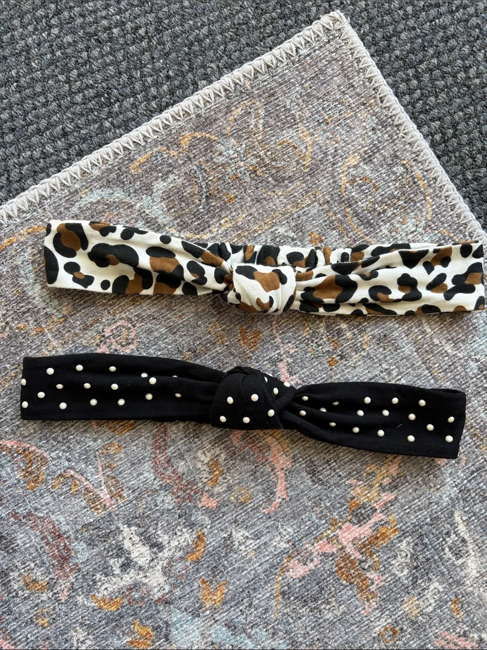 Bundle of 2 Anthropologie Leopard and Black Pearl Knot Headbands -